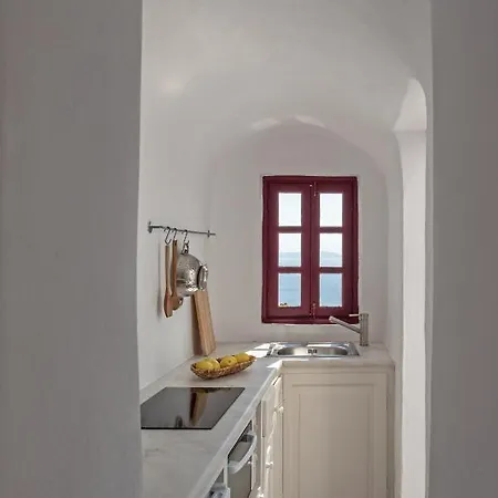 Parathira Large Caves By Cycladica, Sleeps 9 Oia