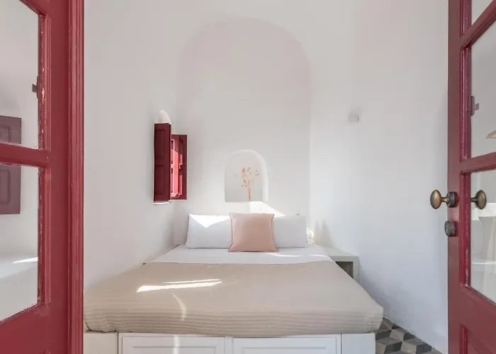 Parathira Cave By Cycladica Villa