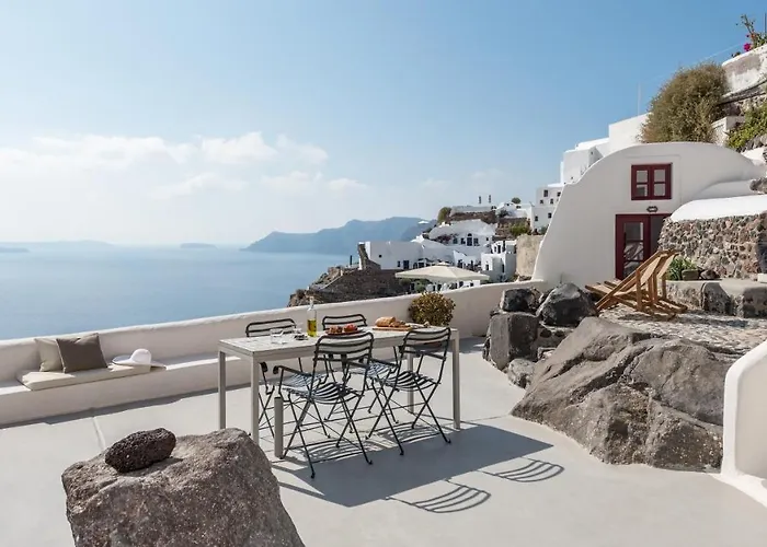 Parathira Cave By Cycladica Villa Oia