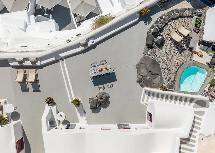 Parathira Cave By Cycladica Oia (Santorini)